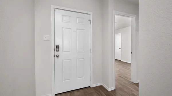 148 McNamara CT, Jarrell, TX 76537