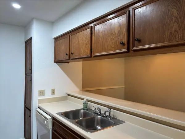10616 Mellow Meadows DR #24C, Austin, TX 78750