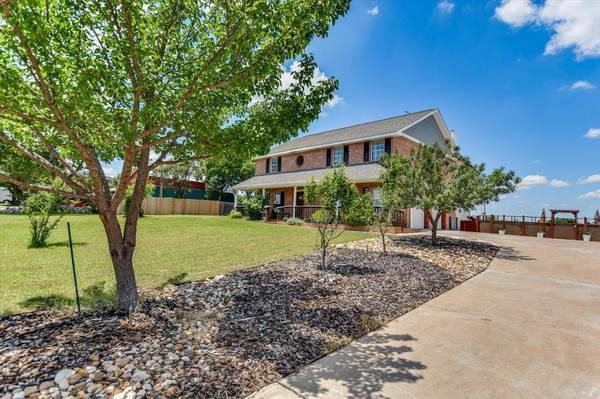 131 High Gabriel DR, Leander, TX 78641