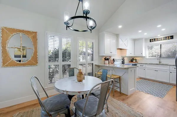 213 Overlook CT, Wimberley, TX 78676