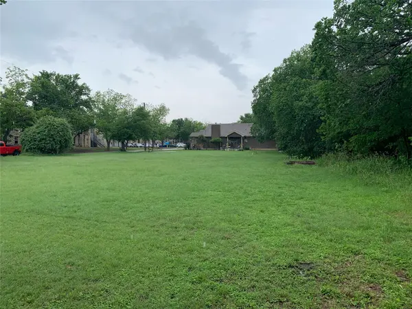 1112 E 8th ST, Georgetown, TX 78626