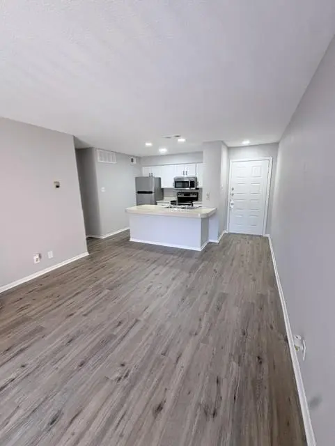 8888 Tallwood DR #3101, Austin, TX 78759