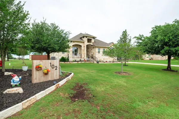 102 McCoy CIR, Bastrop, TX 78602