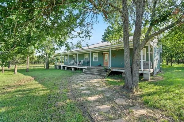 4771 County Road 473, Elgin, TX 78621