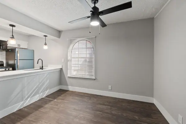 1220 W Anderson LN #106, Austin, TX 78757