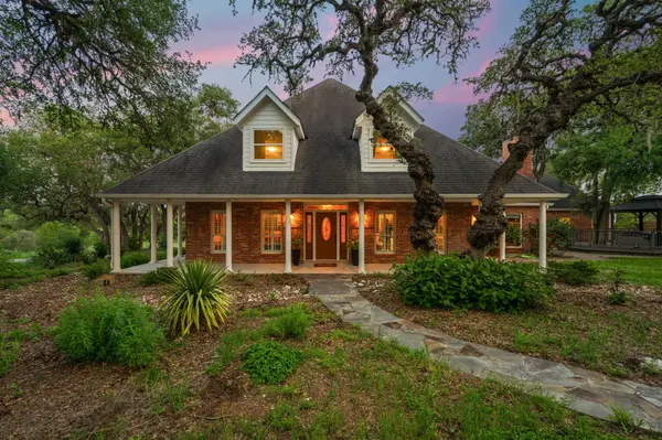 622 Thousand Oaks LOOP, San Marcos, TX 78666