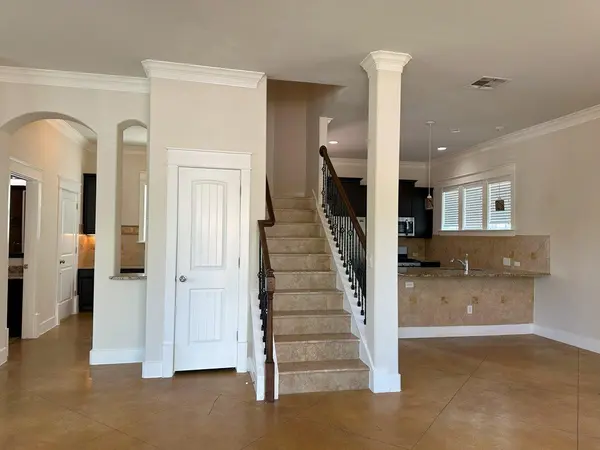 505 W North Loop BLVD #A, Austin, TX 78751