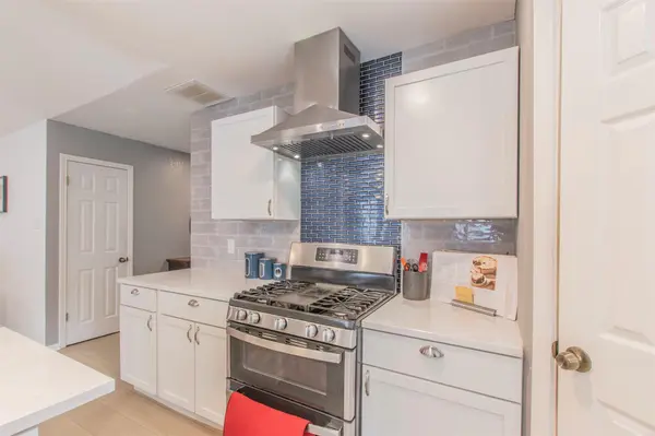 2400 Braemar CV, Austin, TX 78747