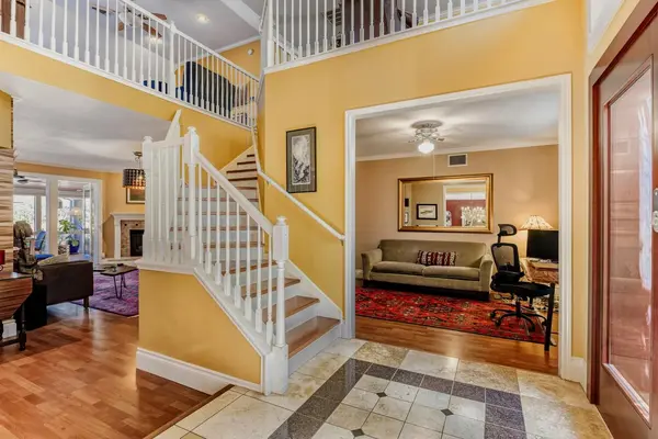 6925 Robert Dixon DR, Austin, TX 78749