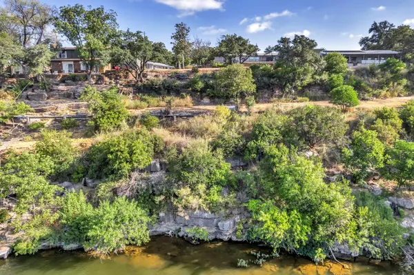 2800 Circle DR, Marble Falls, TX 78654