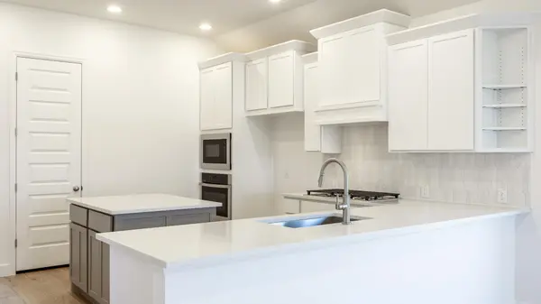 320 Gary Wayne DR, Liberty Hill, TX 78642
