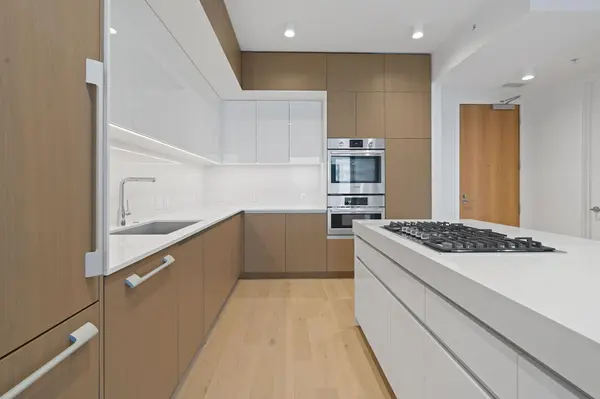 313 W 17th ST #1203, Austin, TX 78701