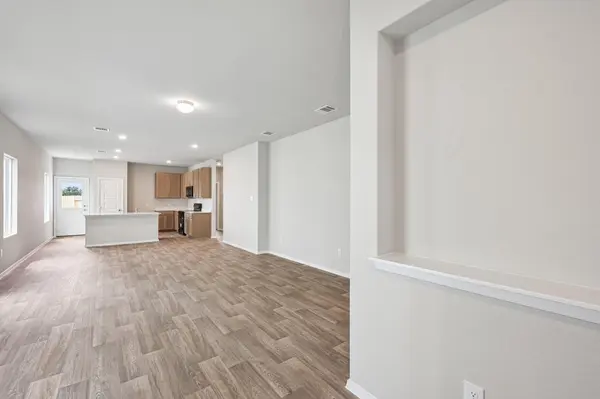 129 Adze DR, Liberty Hill, TX 78642