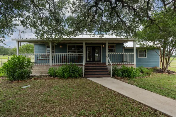 225 Ischar LN, Mason, TX 76856