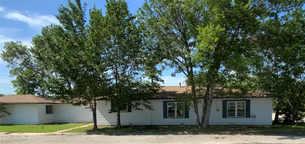 408 S Grimes ST, Giddings, TX 78942