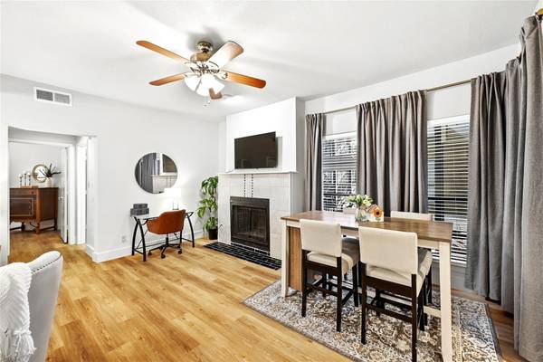 1910 Robbins PL #105, Austin, TX 78705