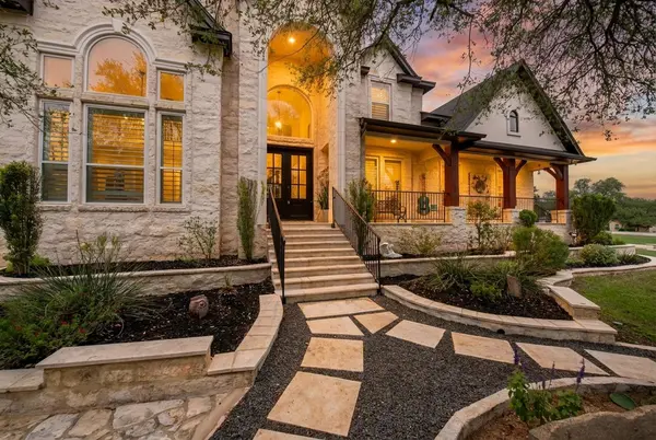 664 Ranchers Club LN, Driftwood, TX 78619