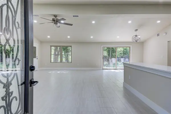 11811 Sleepy Hollow RD, Manchaca, TX 78652