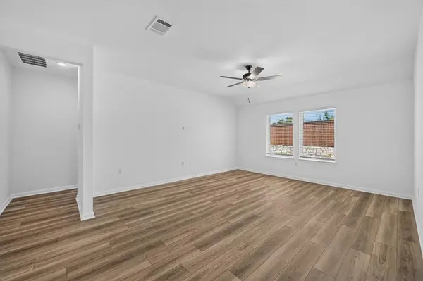 1212 Crumpton DR, Pflugerville, TX 78660