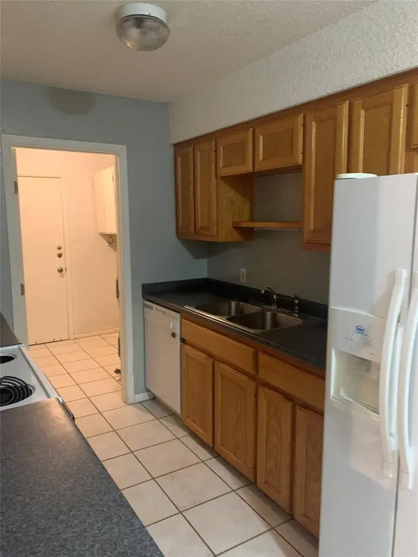 413-415 Live Oak ST #A & B, Kyle, TX 78640