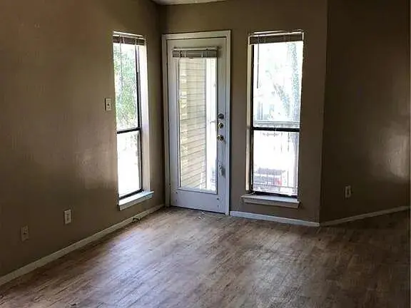 2011 West LOOP #C, Austin, TX 78758