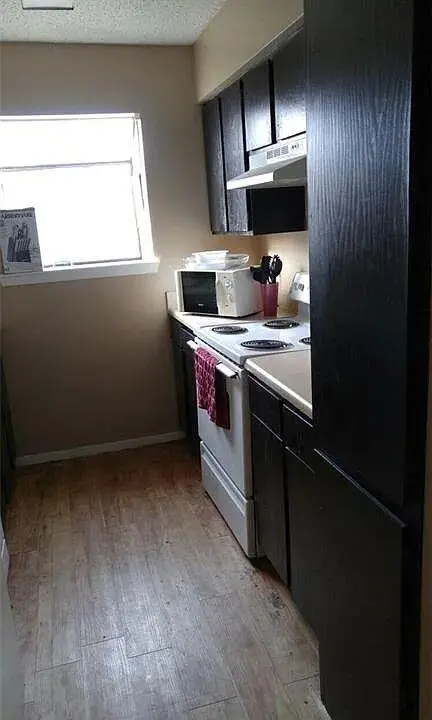 2011 West LOOP #C, Austin, TX 78758
