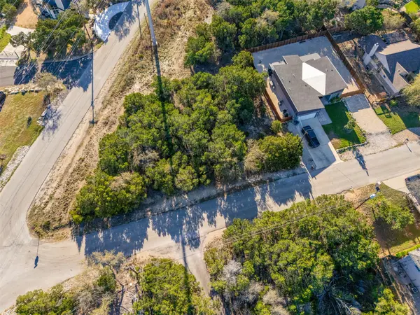6711 & 6709 Avenida Ann DR, Lago Vista, TX 78645