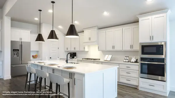 182 Kingswood DR, Bastrop, TX 78602