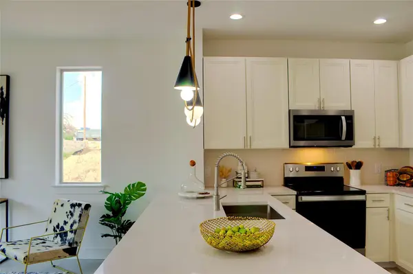 300 Tesla Circle CIR, Austin, TX 78681