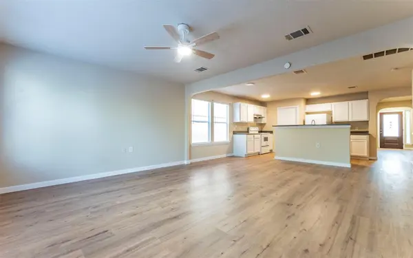 7106 Thannas WAY, Austin, TX 78744