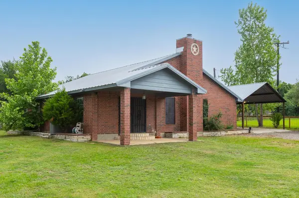 176 Old Lexington RD #C, Elgin, TX 78621