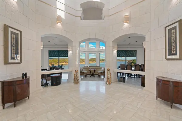 26100 Countryside DR, Spicewood, TX 78669