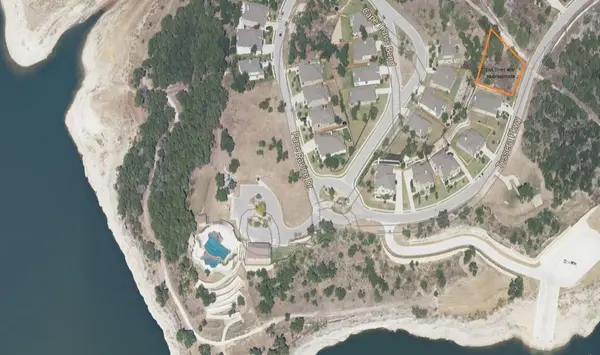7324 Tessera PKWY, Lago Vista, TX 78645