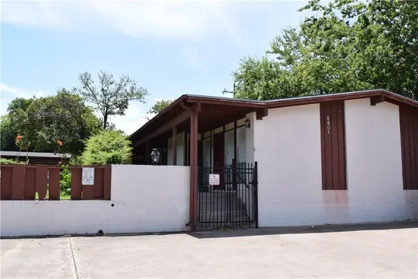 5601 Woodrow Ave #102, Austin, TX 78756