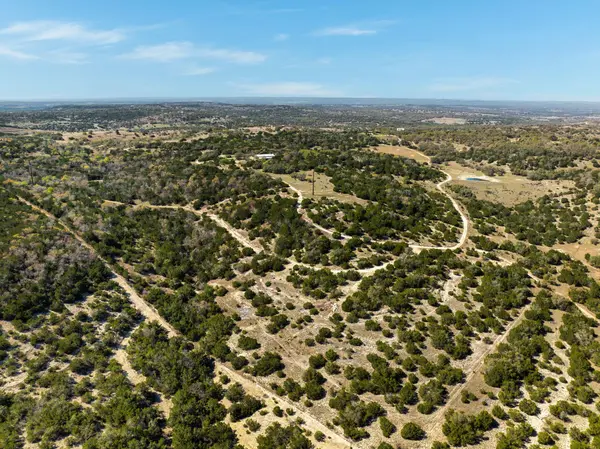 1716 Sanctuary LN, Blanco, TX 78606