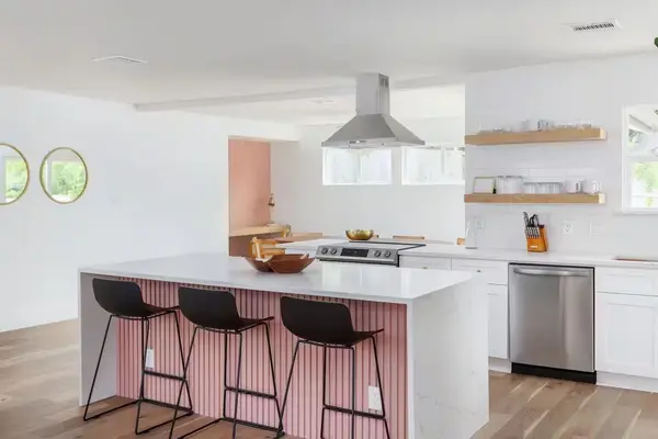 605 E Covington DR, Austin, TX 78753