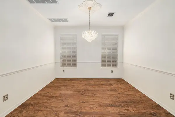 2023 Wood Glen DR, Round Rock, TX 78681
