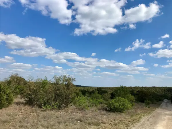 970-B 32, San Marcos, TX 78666