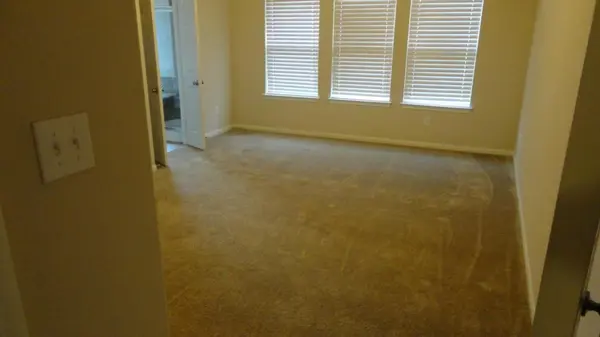 230 N Kiras CT, Austin, TX 78737