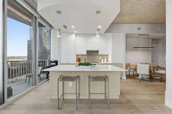 360 Nueces ST #1217, Austin, TX 78701
