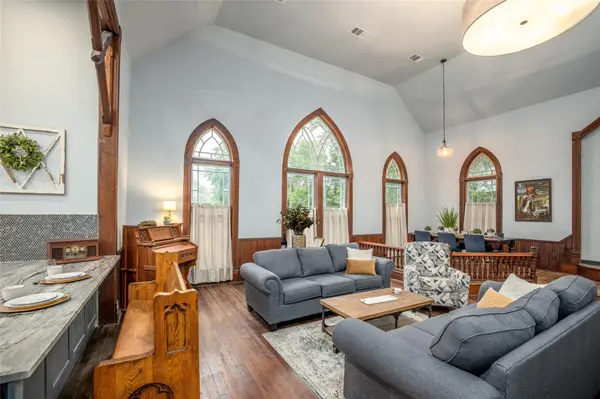 346 W Pietzsch ST, Bartlett, TX 76511