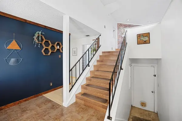 706 Cambridge DR, Round Rock, TX 78664