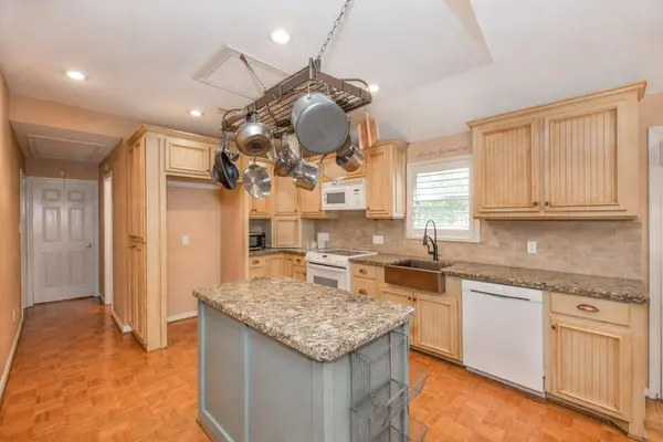 877 Hollow Bend, Caldwell, TX 77836