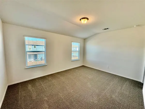105 Calcite RD #2, Kyle, TX 78640