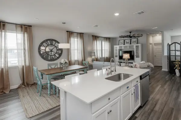 7915 Mellencamp DR, Austin, TX 78744