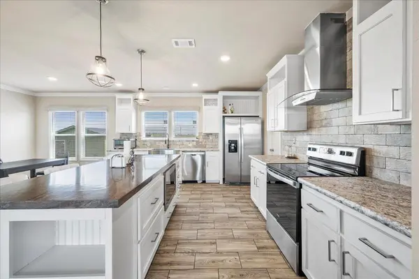 430 County Road 451, Coupland, TX 78615
