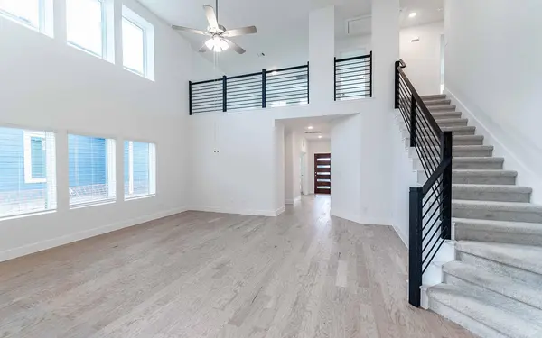 117 Cougar Hill DR, Jarrell, TX 76537
