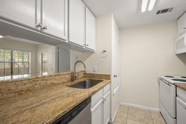 712 W 21st ST #101, Austin, TX 78705