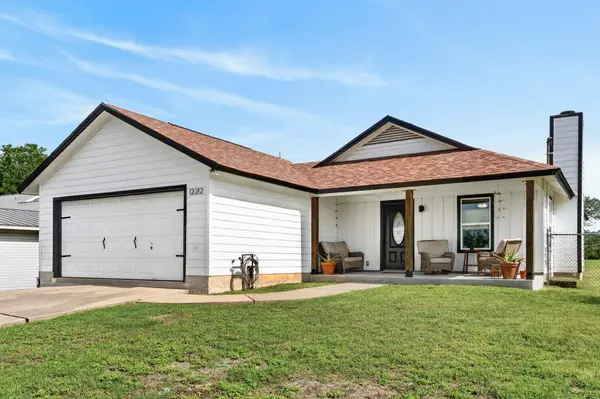 12212 Mustang DR, Buda, TX 78610