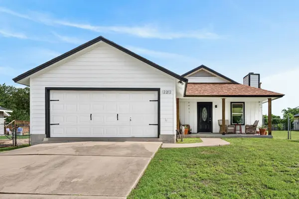 12212 Mustang DR, Buda, TX 78610